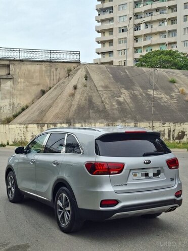 Kia Sorento-4