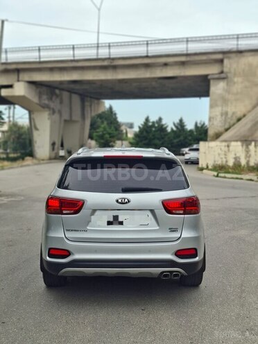 Kia Sorento-6