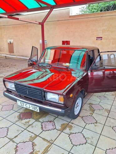 LADA (VAZ) 2107-1