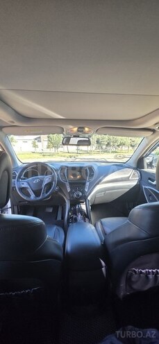 Hyundai Santa Fe-6