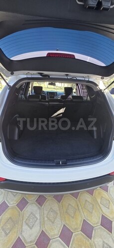 Hyundai Santa Fe-9