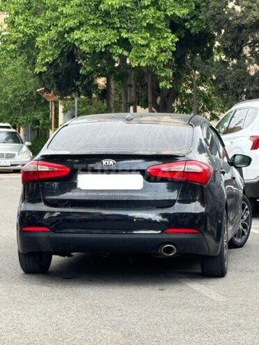 Kia Cerato-8