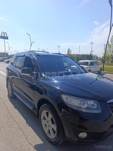 Hyundai Santa Fe-4