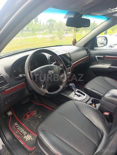 Hyundai Santa Fe-11