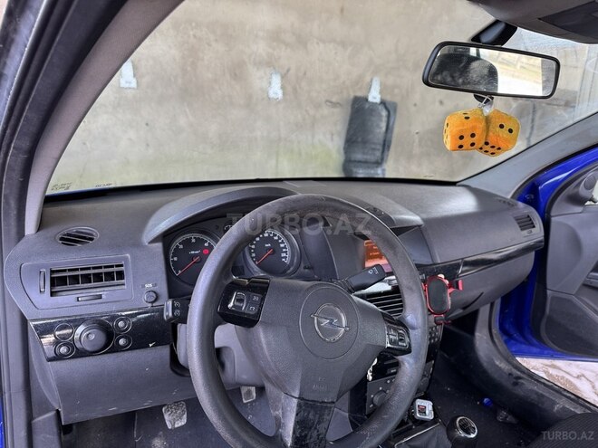 Opel Astra-8