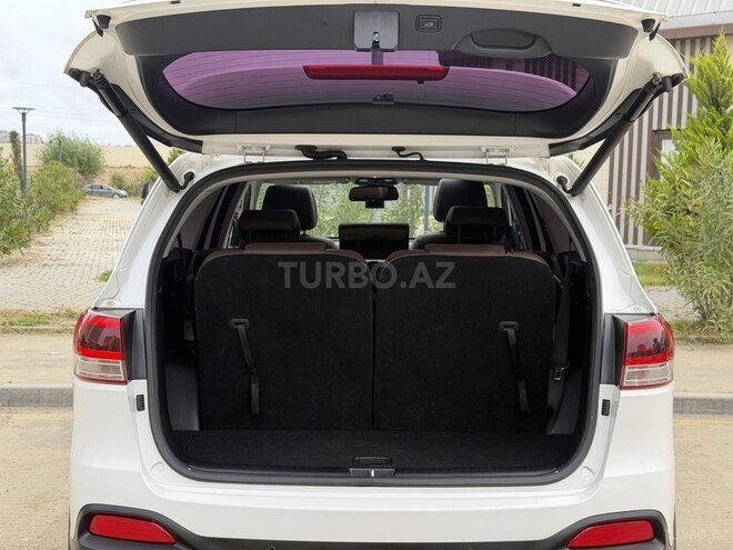 Kia Sorento-11