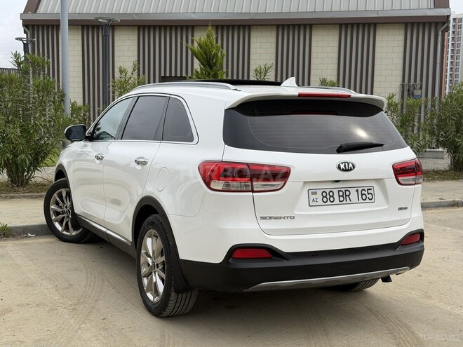 Kia Sorento-8