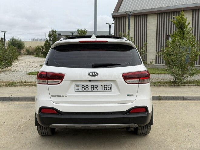 Kia Sorento-9