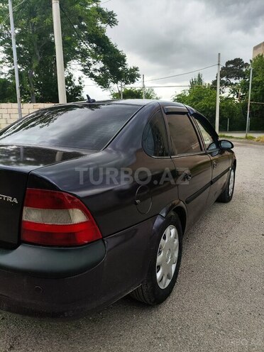 Opel Vectra-8