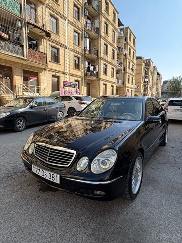 Mercedes E 350-7