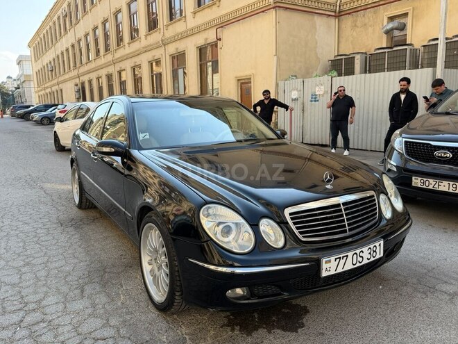 Mercedes E 350-1