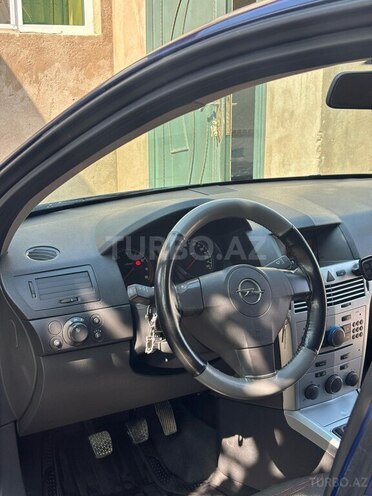 Opel Astra-7
