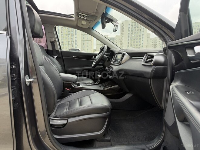 Kia Sorento-10