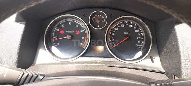 Opel Astra-8