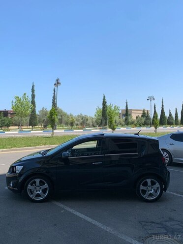 Chevrolet Sonic-6