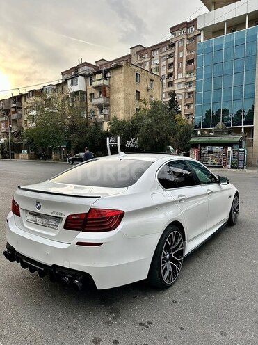 BMW 528-5
