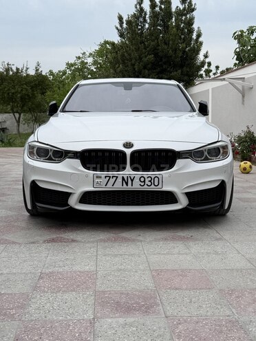 BMW 330-1