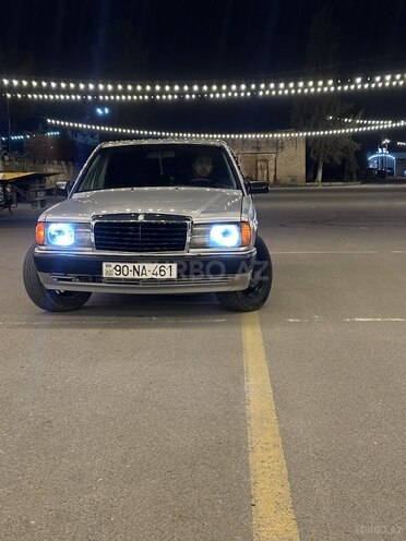 Mercedes 190-3