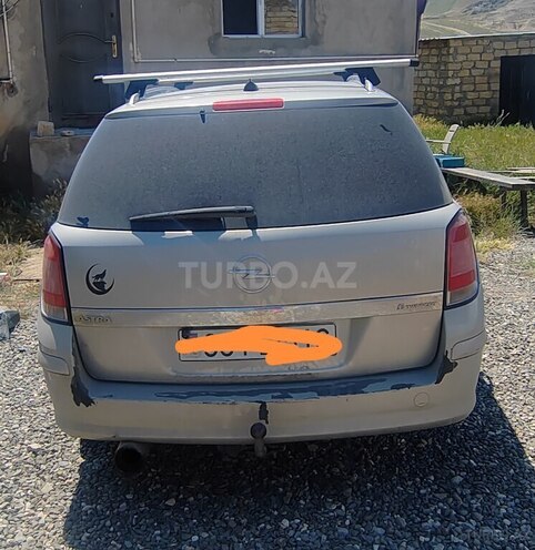 Opel Astra-2