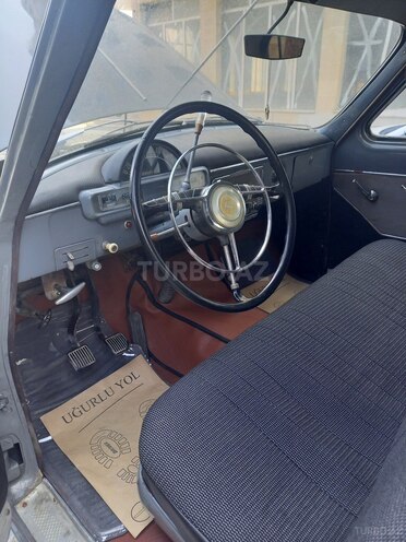 GAZ 21 "Volga"-7