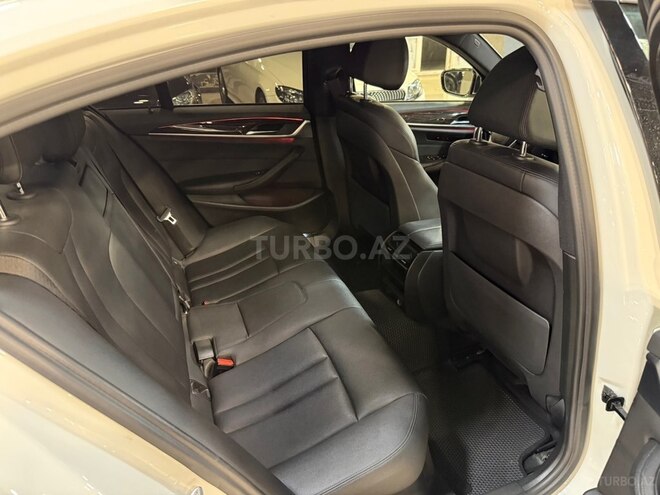 BMW 530-9