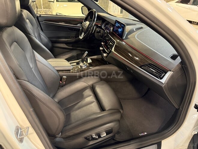 BMW 530-11