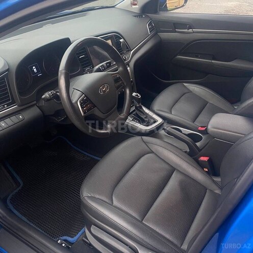 Hyundai Avante-10