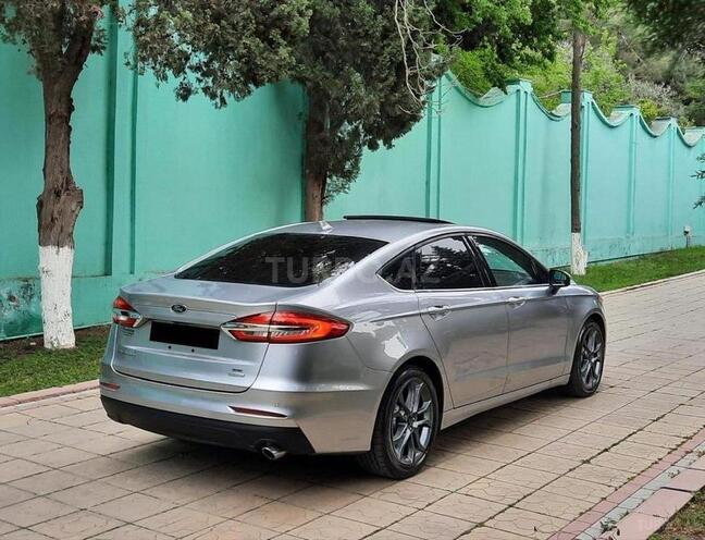 Ford Fusion (North America)-8