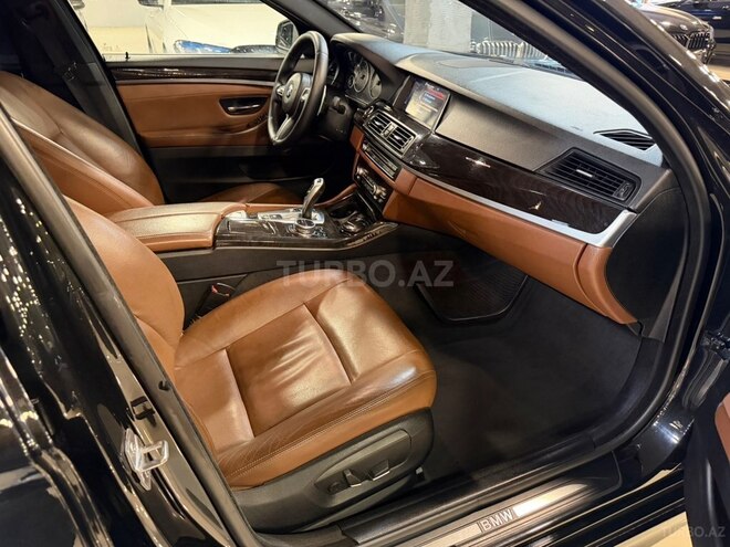 BMW 520-11