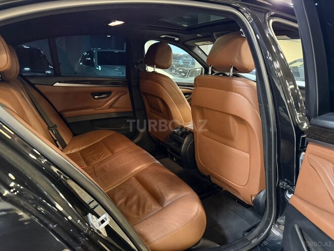 BMW 520-12