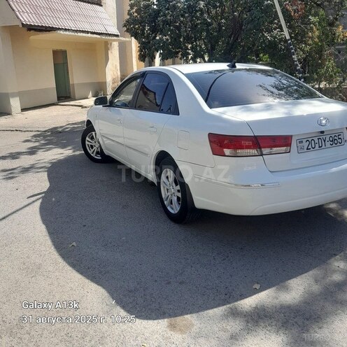 Hyundai Sonata-5