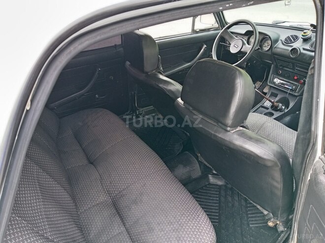 LADA (VAZ) 2106-5