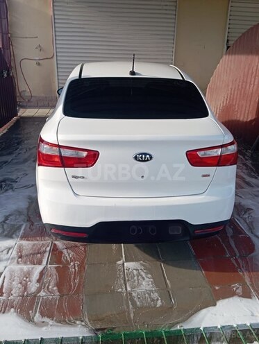 Kia Rio-2