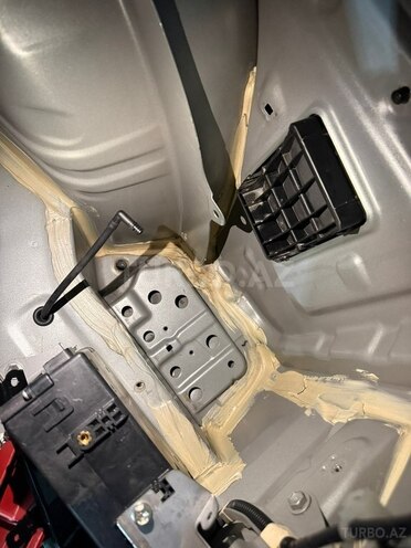 Toyota Prius-15