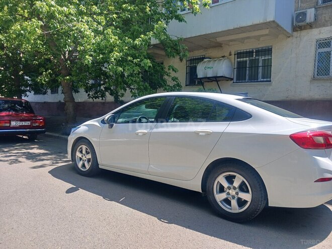 Chevrolet Cruze-5