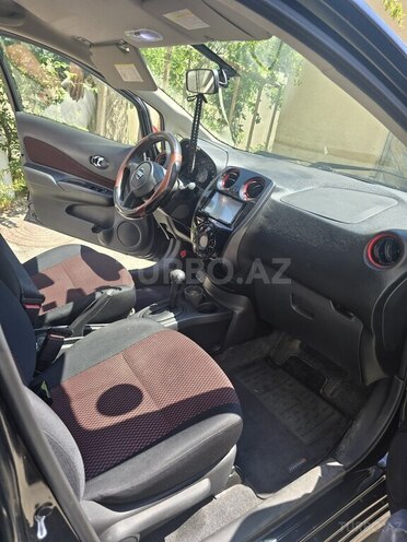 Nissan Note-5