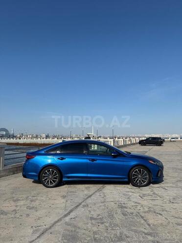 Hyundai Sonata-18
