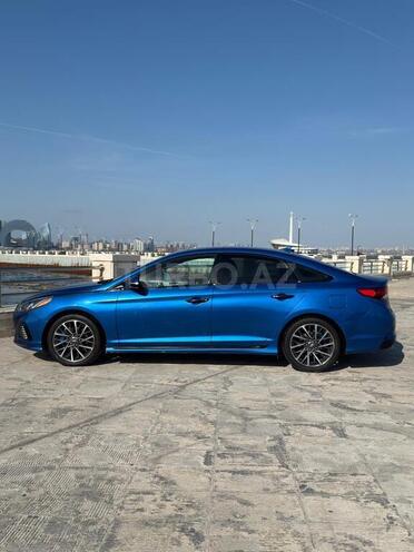 Hyundai Sonata-8