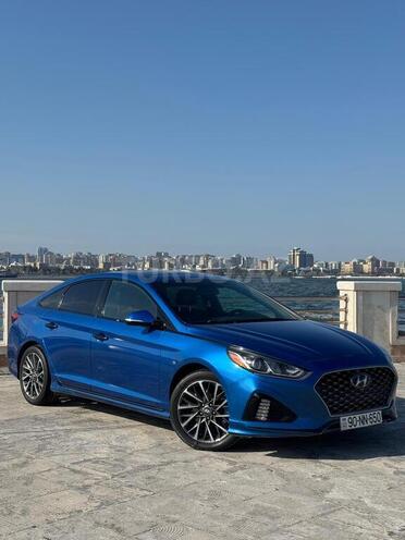 Hyundai Sonata-1