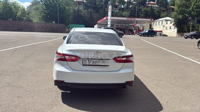 Toyota Camry-2