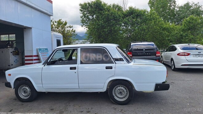 LADA (VAZ) 2107-10