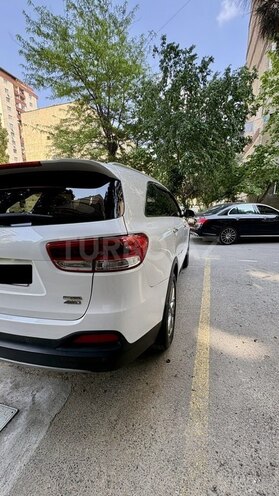 Kia Sorento-9