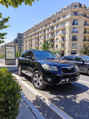 Hyundai Santa Fe-1