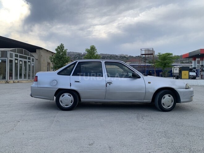 Daewoo Nexia-4