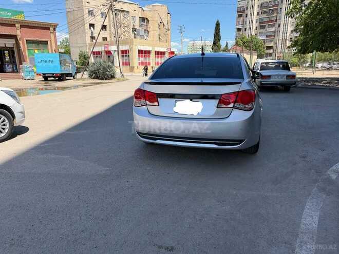 Chevrolet Cruze-4