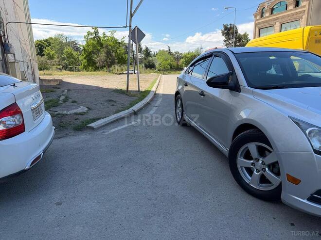 Chevrolet Cruze-8