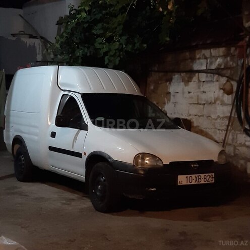 Opel Combo-1