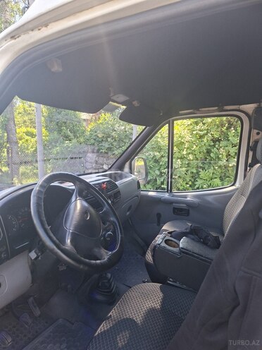 Ford Transit-6