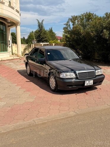 Mercedes C 200-3