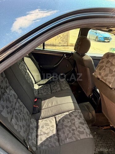 Mercedes C 200-19